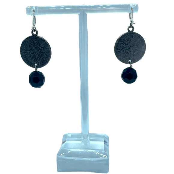 Southwestern Sliver Flower Onyx Dangle Earrings - Picture 3 of 4